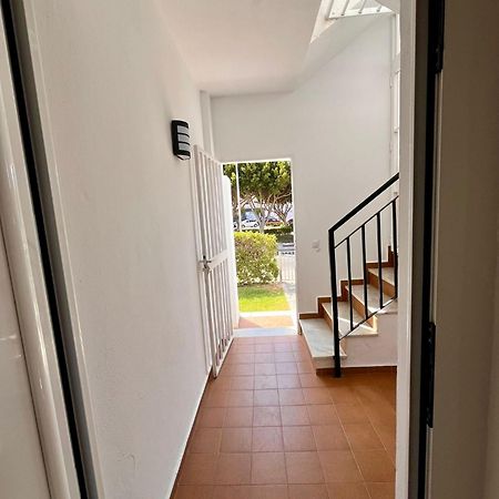 Vista Puerto 180 Apartment Рокетас де Мар Екстериор снимка